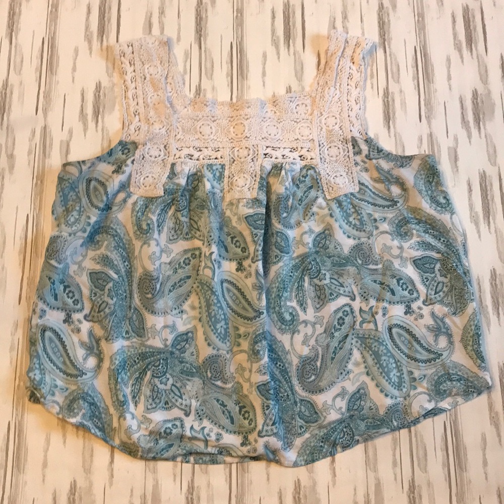 Forever 21 Paisley Print Tank Top Size Medium